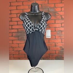 Athena Monochrome Patterned‎ Swimsuit